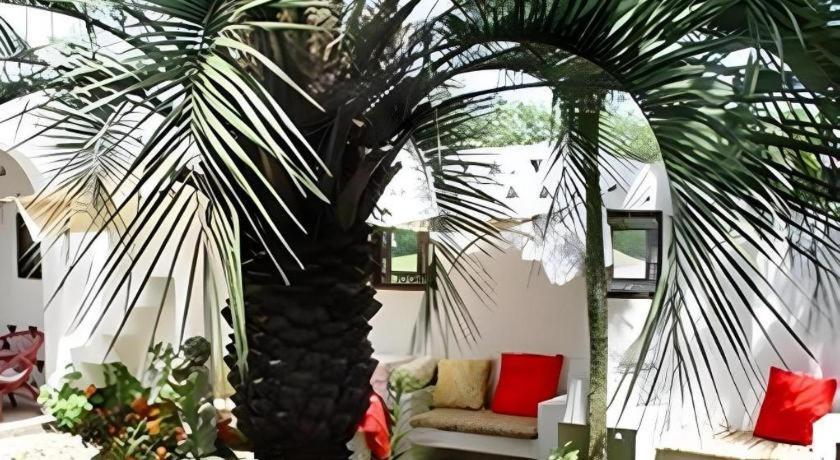 Arabian Art Hotel & Gallery Onjuku Εξωτερικό φωτογραφία
