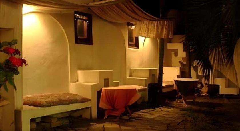 Arabian Art Hotel & Gallery Onjuku Εξωτερικό φωτογραφία