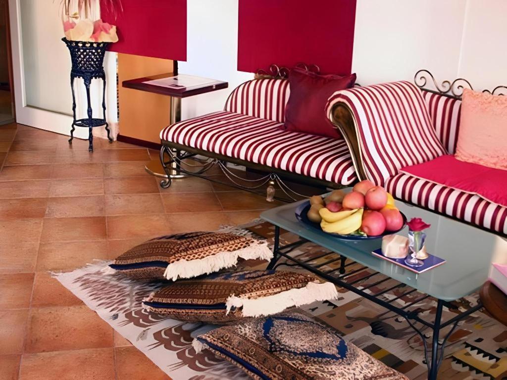 Arabian Art Hotel & Gallery Onjuku Εξωτερικό φωτογραφία